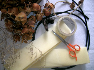 Raw materials for the wreath